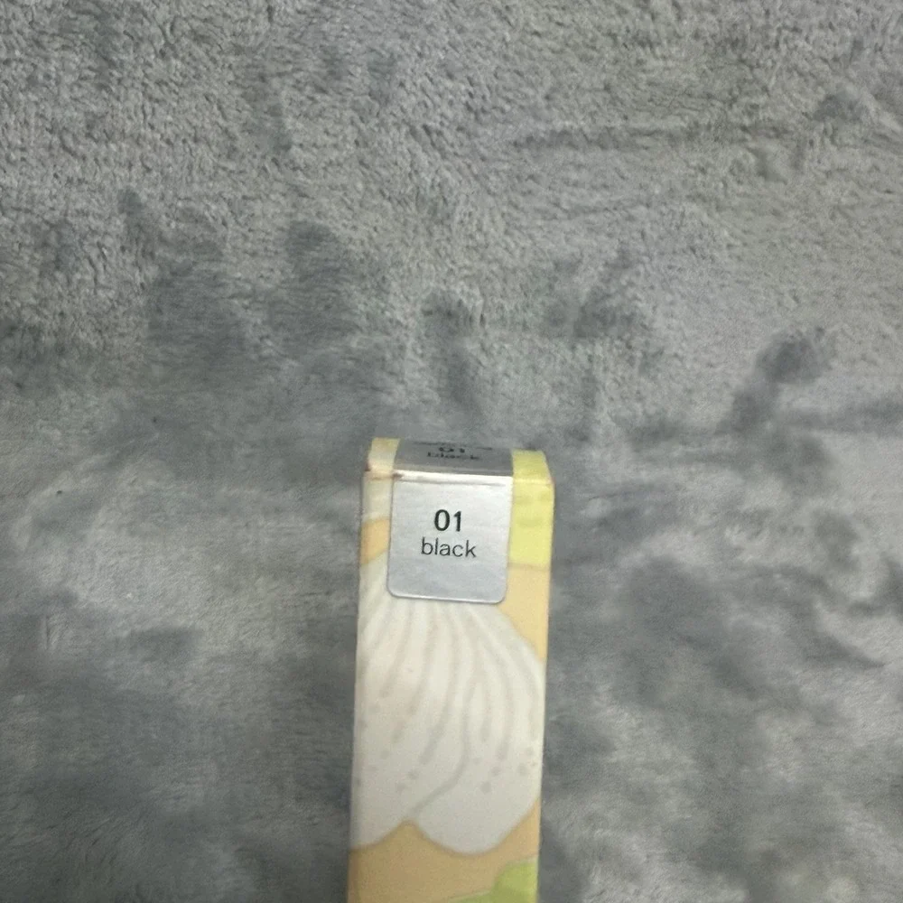 Clinique High Impact Easy Liquid‎ Liner 01 BLACK 0.02oz/0.67g Full Size NIB